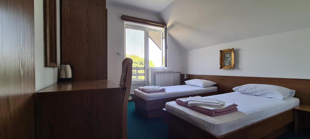 Guest House Tiha Noc Žabljak Eksteriør billede