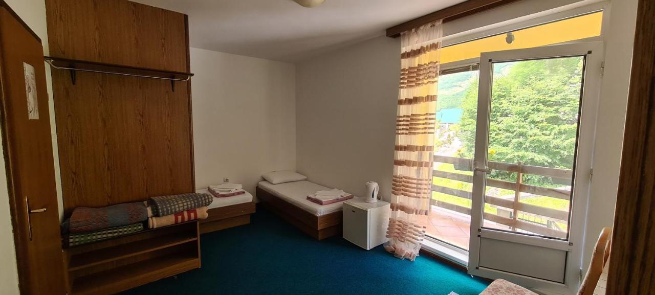 Guest House Tiha Noc Žabljak Eksteriør billede