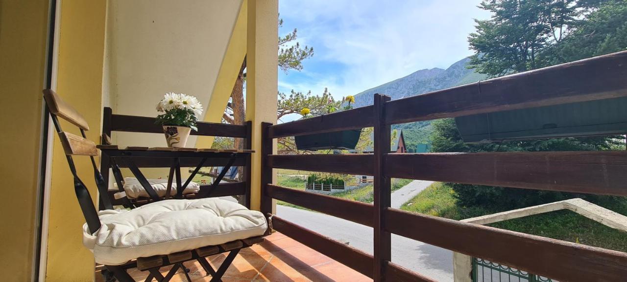 Guest House Tiha Noc Žabljak Eksteriør billede