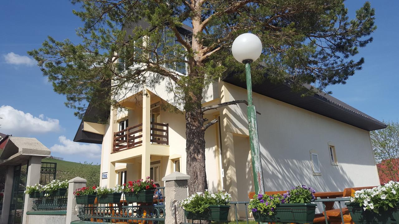 Guest House Tiha Noc Žabljak Eksteriør billede
